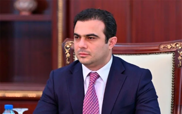 Zelenski Hikmət Cavadı təltif etdi