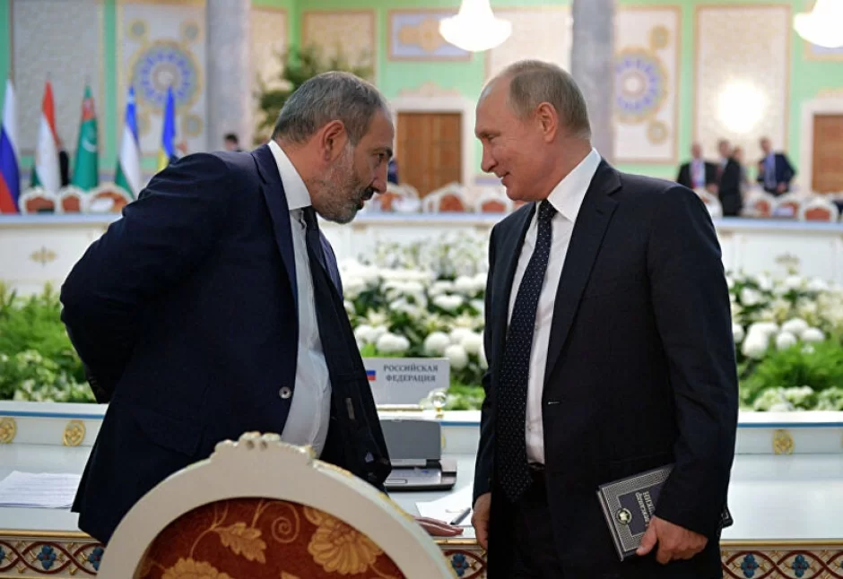 Paşinyan Moskvaya GETDİ 