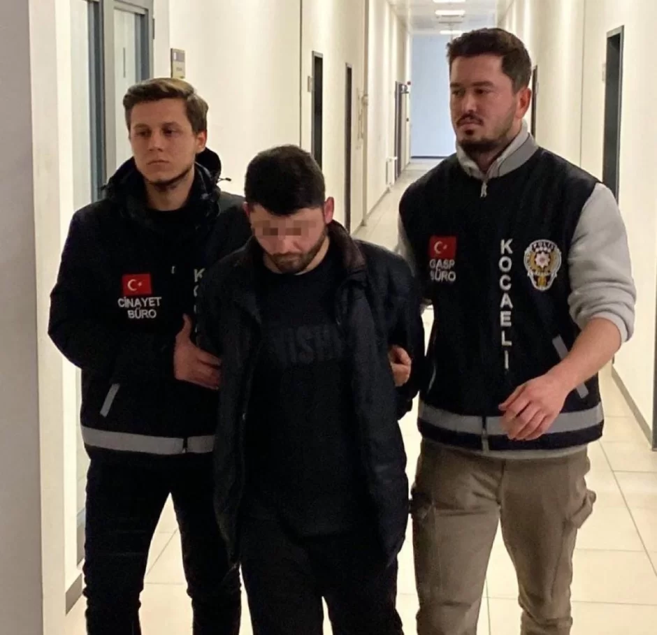 Türkiyədə DƏHŞƏTLİ QƏTL: Arxasındakı ŞOK DETALLAR