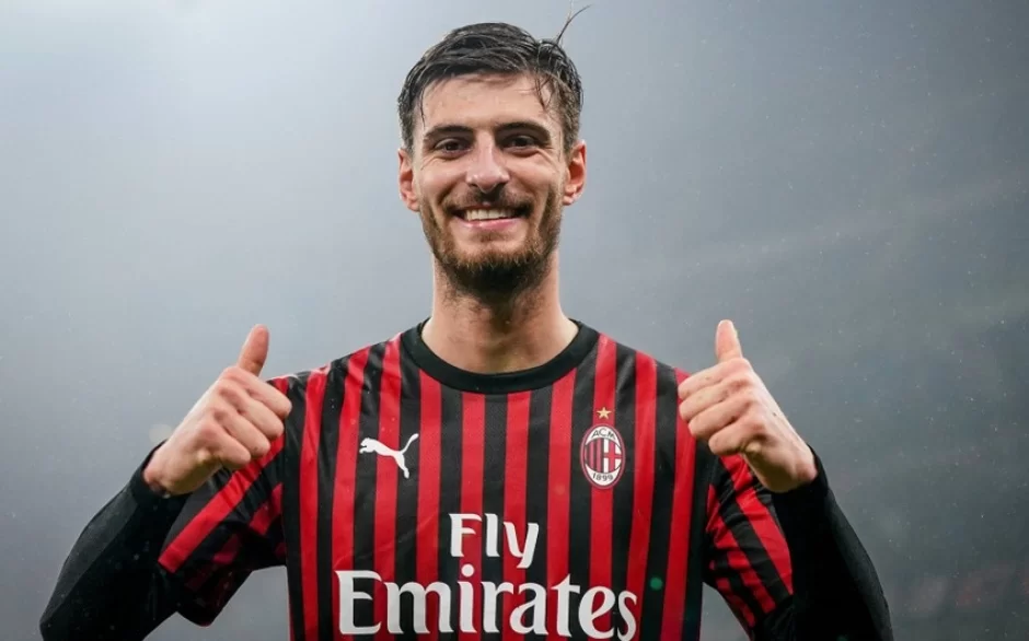 \"Milan\" müdafiəçisi ilə müqavilənin müddətini uzadacaq 