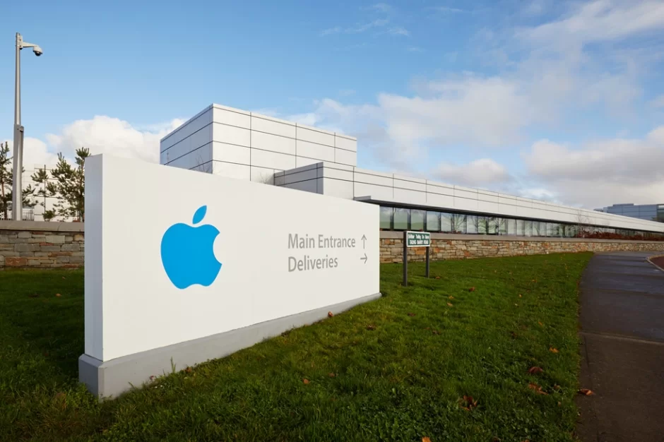 \"Apple\" da süni intellektə keçid edir!