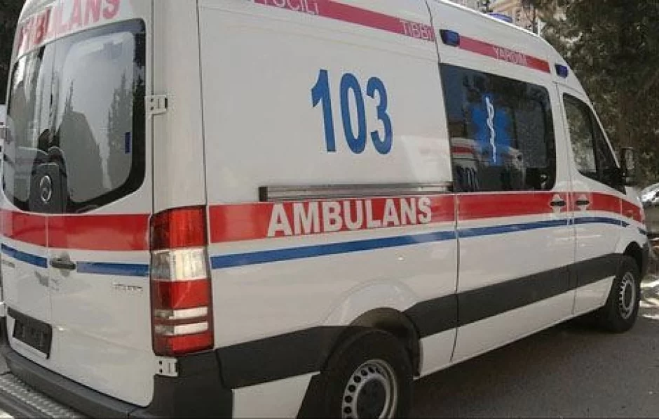 Bakıda şagirdlər arasında dava: Bıçaqlanan var