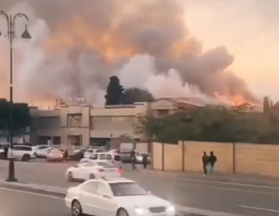 Bakıda baş vermiş yanğın ŞİDDƏTLƏNİB - VİDEO