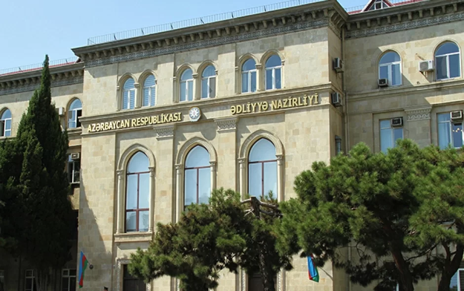 Ədliyyə orqanlarında işləmək istəyənlərin DİQQƏTİNƏ! 