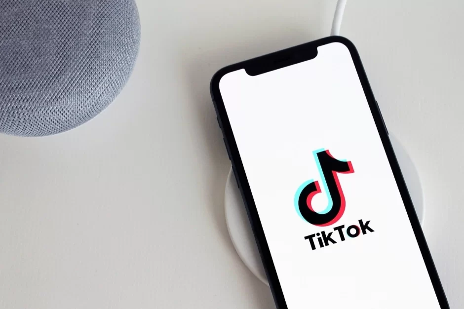 “TikTok”a qarşı daha bir İDDİA qaldırıldı 