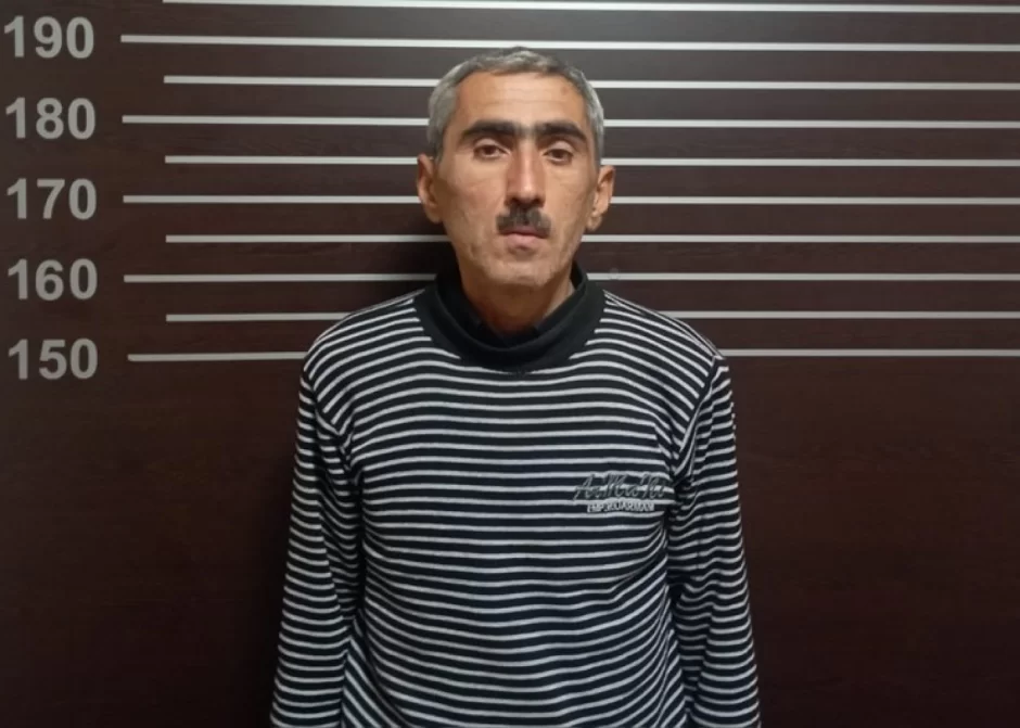Mağazalardan 4500 manatlıq oğurluq etdi 