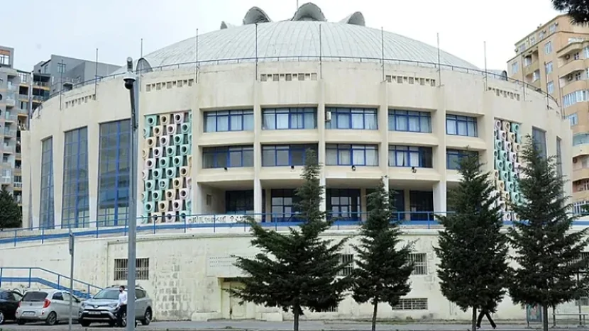 Bakı Dövlət Sirki CƏZALANDIRILDI