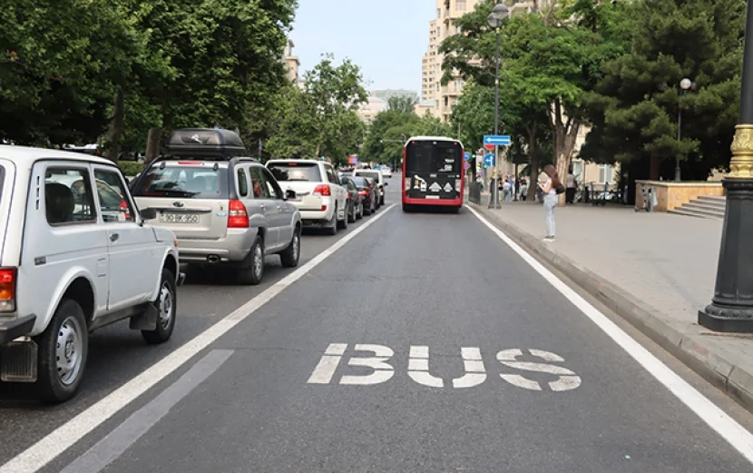 Bu avtobuslarda ləngimələr ola bilər