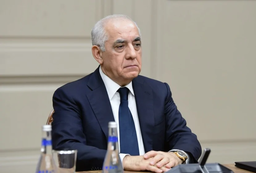 Baş nazir vacib QƏRAR İMZALADI