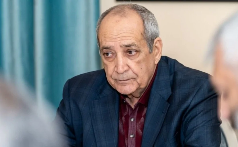 Rasim Balayev səhnədən son mənzilə alqışlarla yola salındı- VİDEO