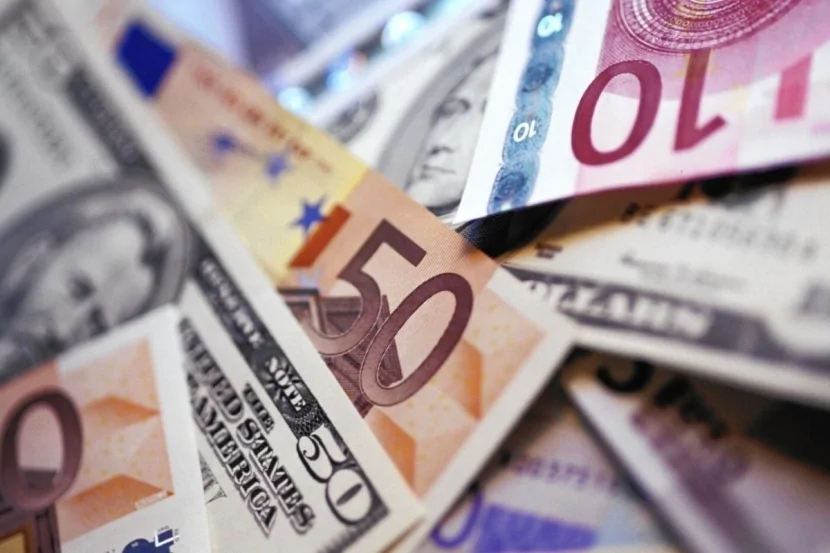 Bu günün valyuta məzənnələri açıqlanıb