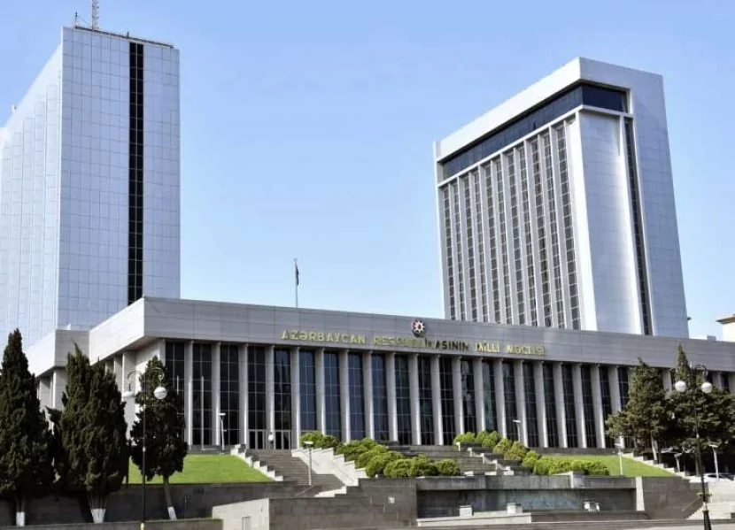 Milli Məclisdə görüş keçirilir