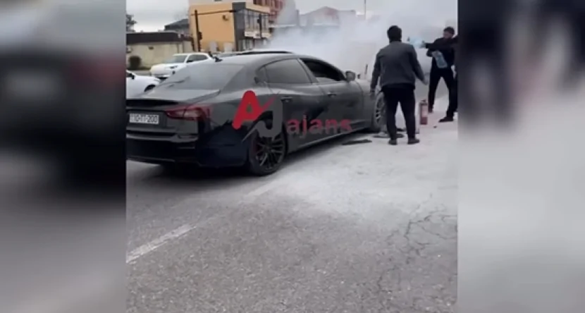 Babək prospektində Maserati YANDI