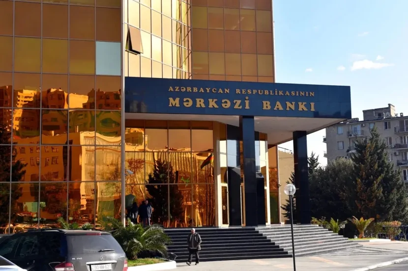 Yeni 100 manatlar buraxılır- Köhnələrin aqibəti NECƏ OLACAQ?