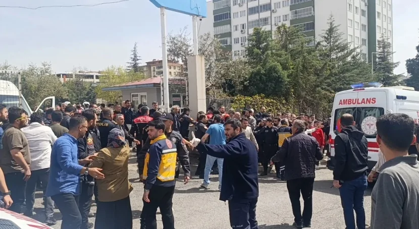 Türkiyədə məktəbdə daha bir SİLAHLI İNSİDENT- VİDEO