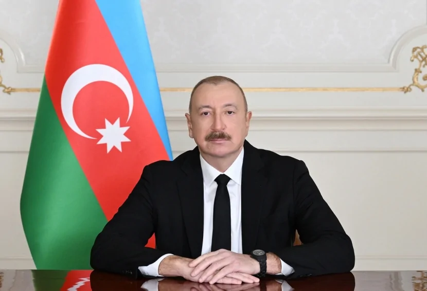 Prezidentin sosial şəbəkə hesablarında WUF13 ilə bağlı VİDEOÇARX