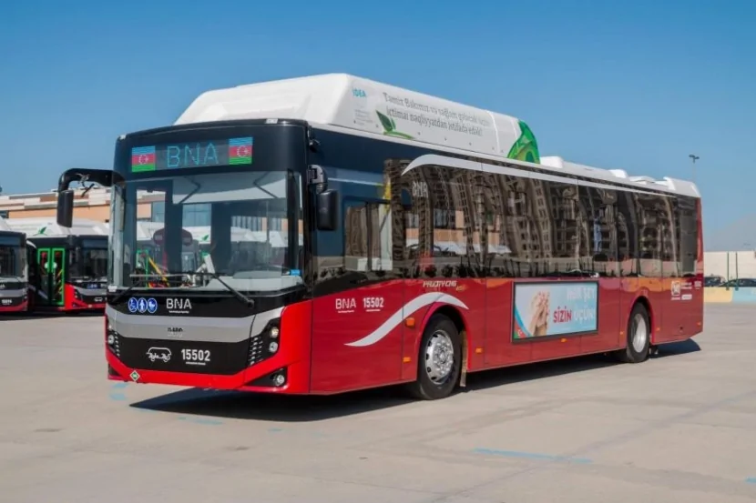 Bakıda avtobus piyadanı vuraraq ÖLDÜRDÜ