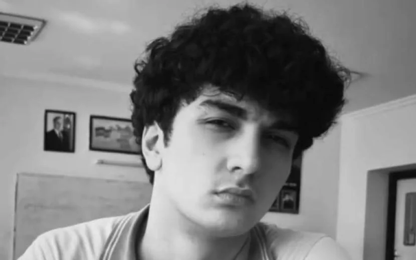 11-ci sinif şagirdi qəfil öldü