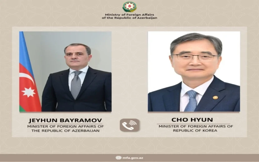 Ceyhun Bayramov koreyalı həmkarı ilə danışdı