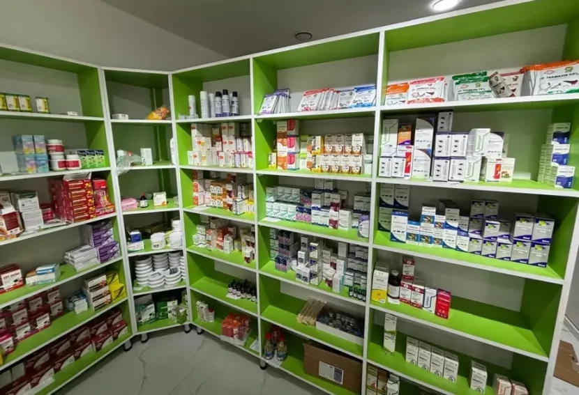 Bu aptekdə vaxtı keçmiş dərmanlar TAPILDI