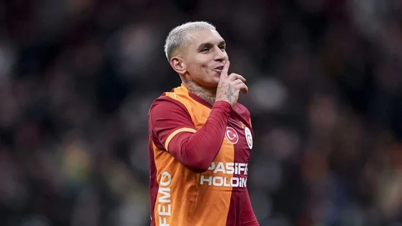 Qalatasaray-ın futbolçusuna kafedə HÜCUM- VİDEO