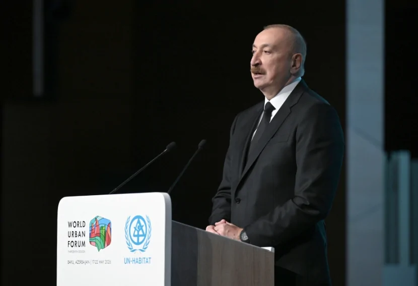Prezident qonaqlara Bibiheybəti ziyarət etməyi TÖVSİYƏ ETDİ