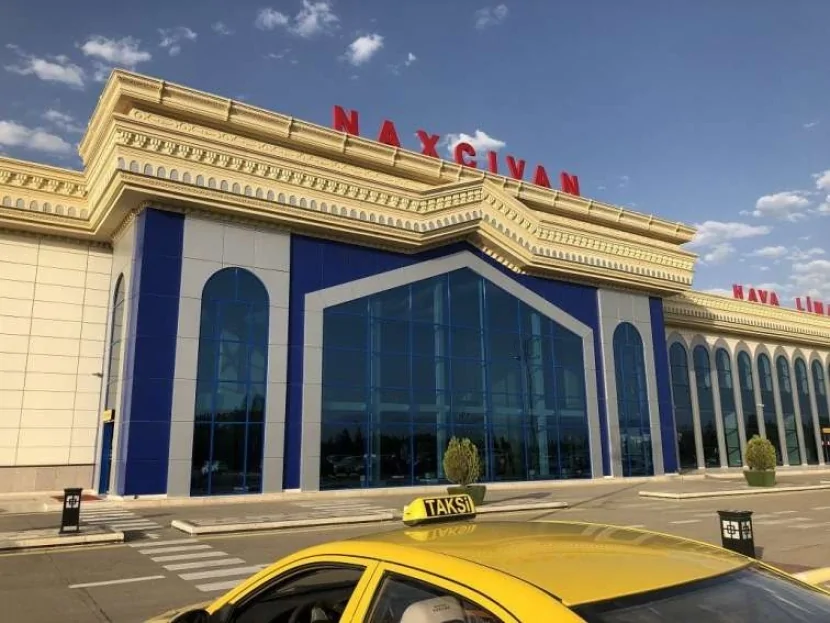 Naxçıvana gedənlərin NƏZƏRİNƏ: UÇUŞLAR LƏĞV OLUNDU