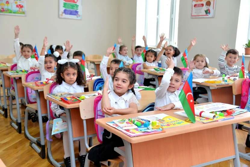 Məktəbli valideynlərinin nəzərinə