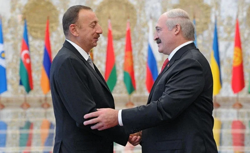 Lukaşenko İlham Əliyevi təbrik edib