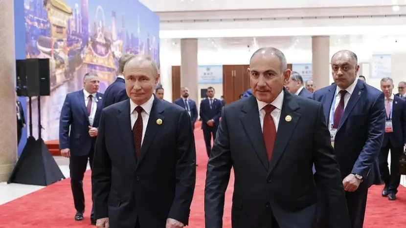 Putin Paşinyana zəng etdi