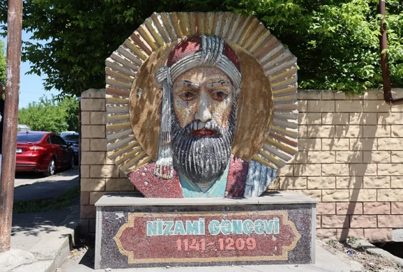 Nizami Gəncəvinin abidəsinə qarşı HÖRMƏTSİZLİK