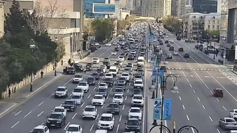 Bu küçələrdə sıxlıq var - SİYAHI