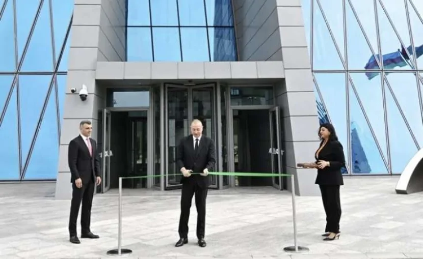 İlham Əliyev açılışda iştirak etdi - FOTO