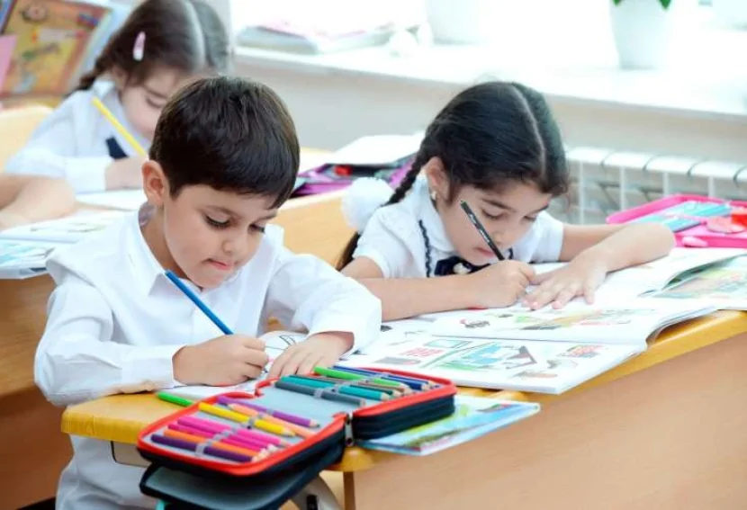I sinif üzrə məktəblərdə boş qalan yerlərə qəbul başlayır
