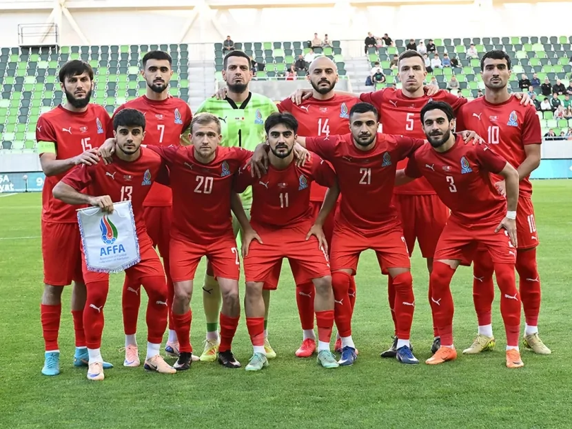 Azərbaycan millisində iki futbolçu heyətdən çıxarıldı