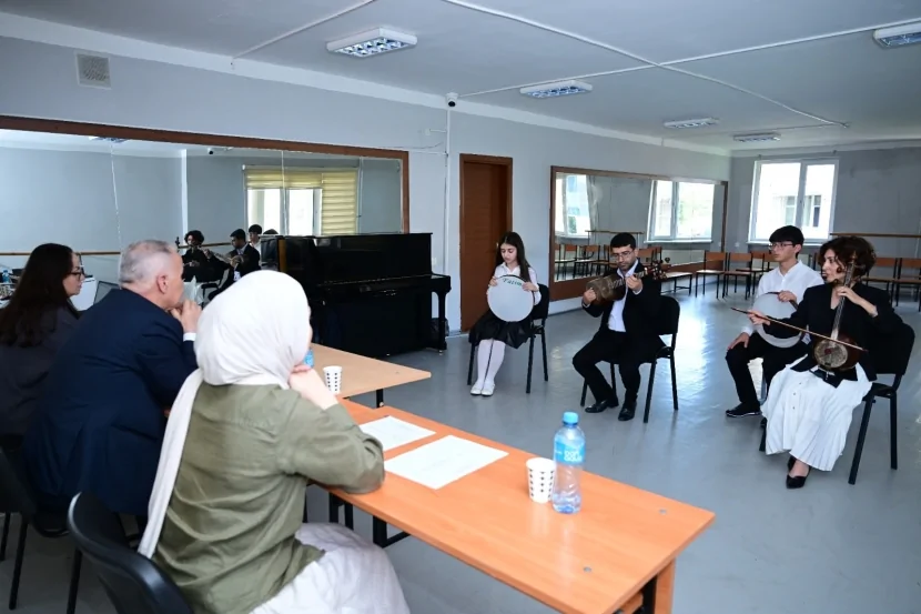 İncəsənət məktəblərində ilk dəfə buraxılış imtahanları keçirilir