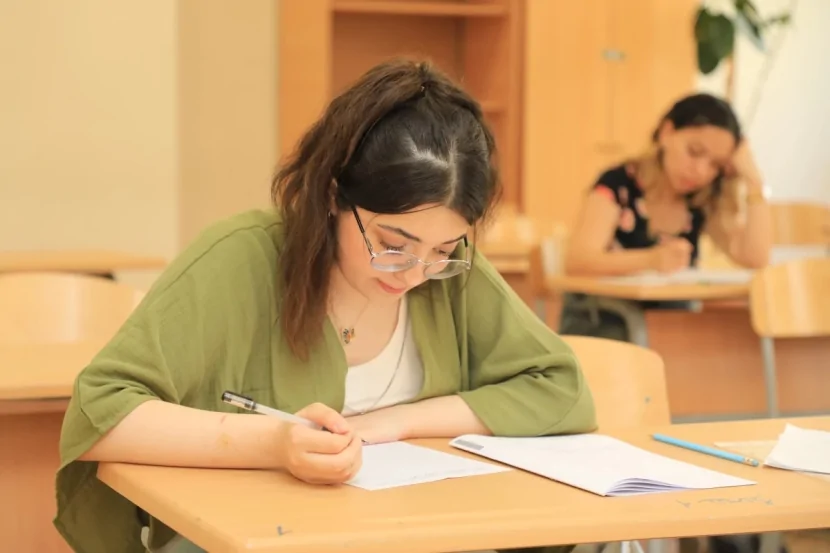 Magistraturaya qəbul imtahanı keçirilib