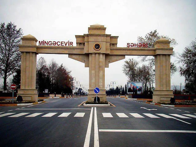 Mingəçevirdə yaşayış binasında YANĞIN OLUB