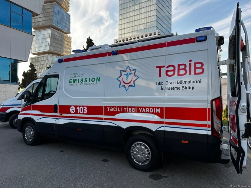 Bakıda avtobus yaşlı qadının üstündən keçdi - ANBAAN VİDEO